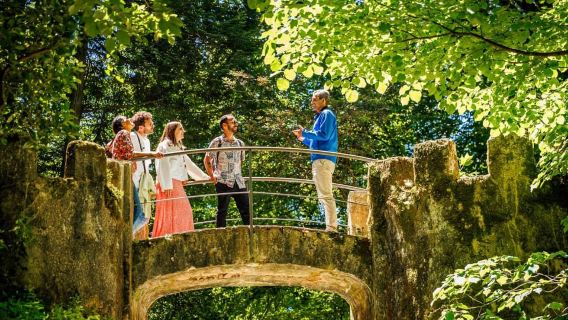 Lisbon: Sintra Cascais & Pena Palace Small Group Tour