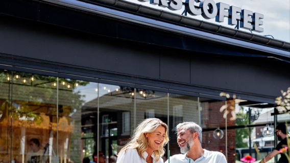 Рермонд Designer Outlet: бесплатная парковка + дополнительная скидка 10 % + ваучер Starbucks (пакет для самостоятельной поездки)