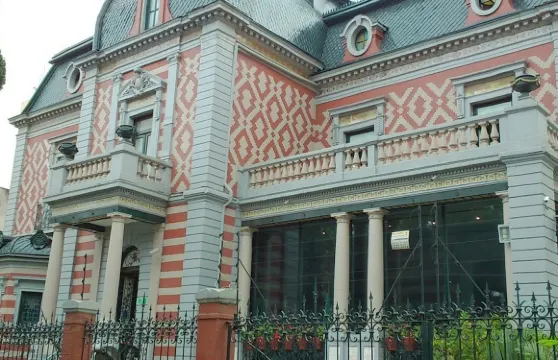 Ripley's 信不信由你博物館及蠟像館：入場券 + 交通