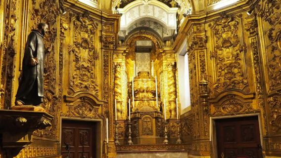 Compact World Heritage Route: In-depth Private Charter Day Tour of Evora's Ancient City, Portugal