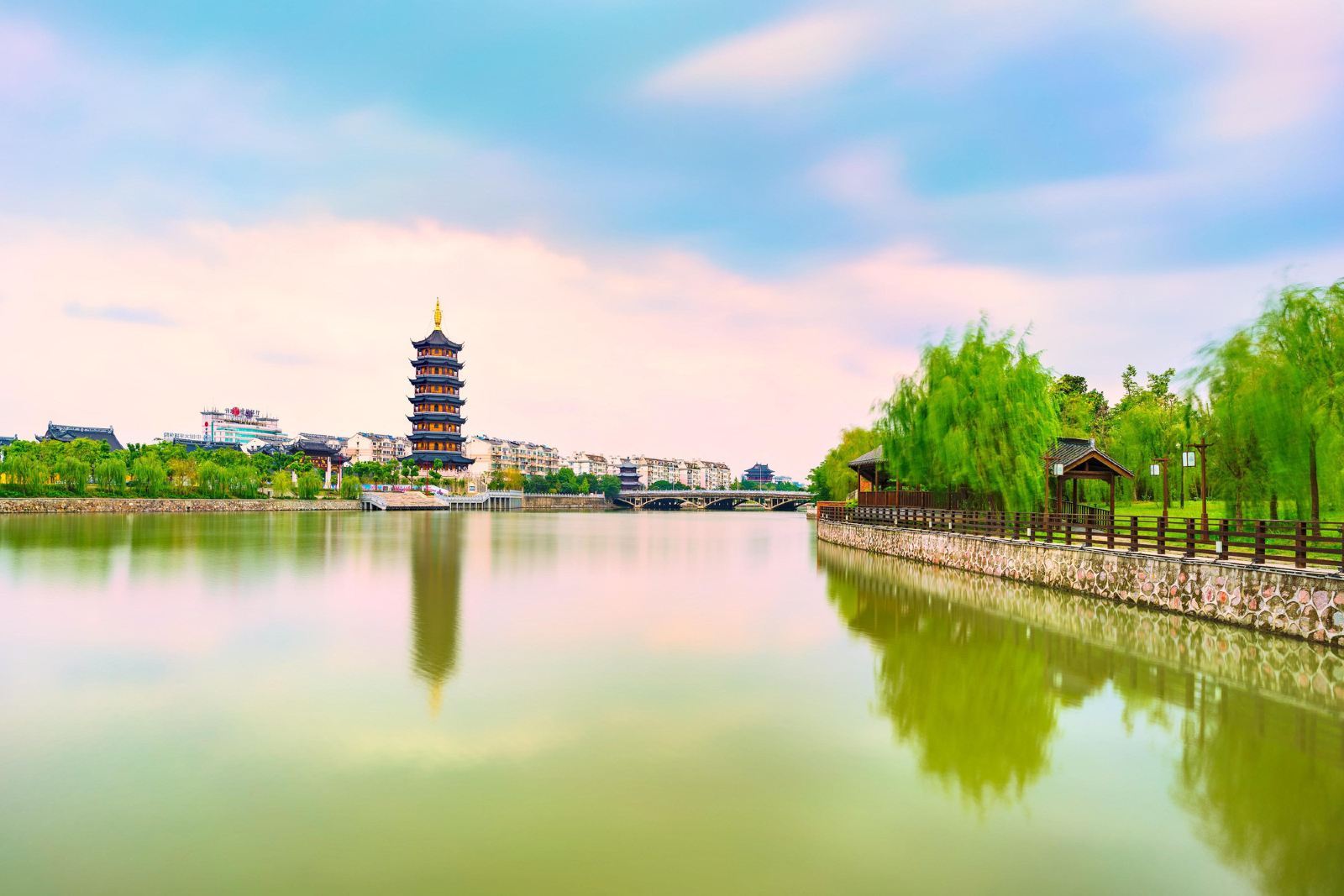 [Live-Erzählung] Taizhou Reiseleiter – Dringende Anfragen in Hailing willkommen! Tiefgehende Live-Führungen mit dem erfahrenen Kulturvermittler Li Zhong zu Sehenswürdigkeiten wie Qinhu-See, Qianduo-Touristenattraktion, Wanghai-Turm und Umgebung.