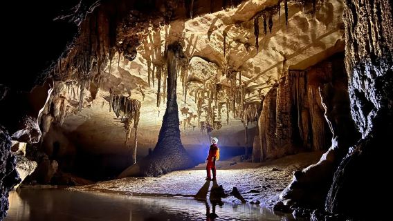Guilin Swallow Cave Half-Day Tour: Check in Wang Yibo's Same Cave Exploration + Caving Equipment + Transfer Consultation