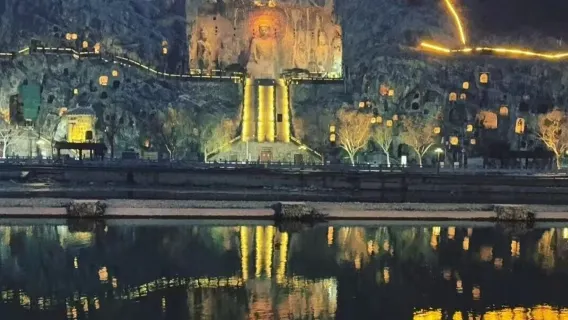 龍門石窟+少林寺一日遊【8/15人精品小團*資深導遊含接送】