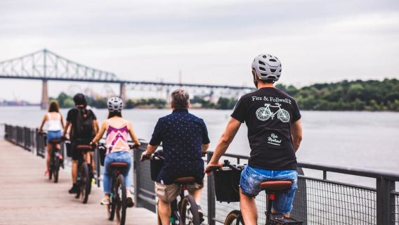 Tour xe đạp/xe đạp điện trung tâm thành phố, phố cổ Montreal, bến cảng Fitz