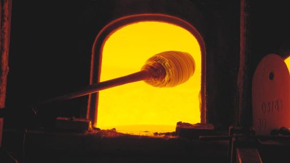 Murano: Fertigen Sie Ihr Objekt mit einem Glasmeister an und nehmen Sie es mit nach Hause