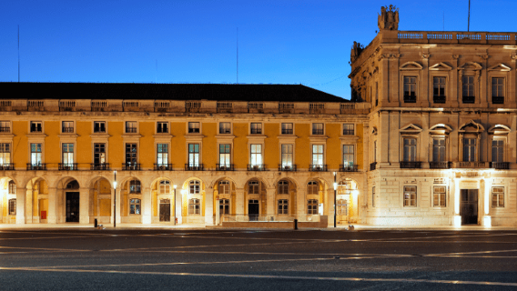 Lisbon: Tour Fado sang trọng kèm bữa tối