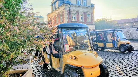 Cracovia: tour panoramico in golf cart del quartiere ebraico e del ghetto