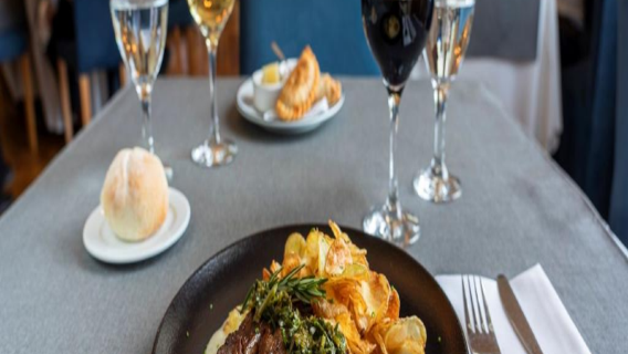 Restaurante Palacio Paz de la Sra. Croque en Buenos Aires, Argentina, para disfrutar de deliciosa comida bed