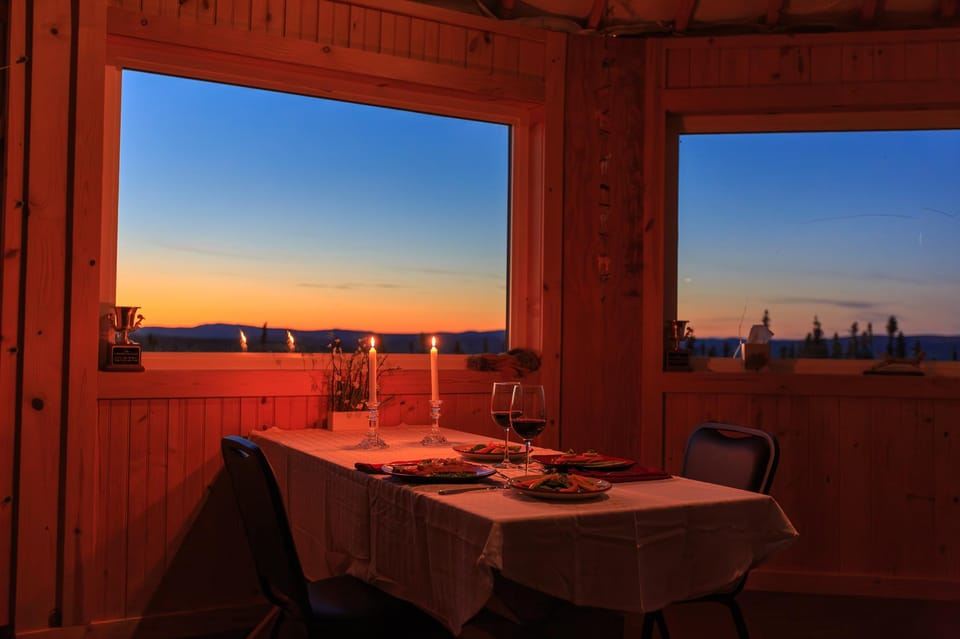 Fairbanks: cena in yurta a tarda notte e aurora boreale