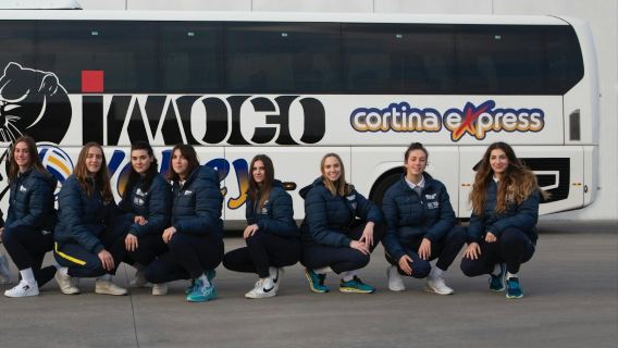 Bas dari Stesen Kereta Api Pusat Venice Mestre ATVO ke Cortina