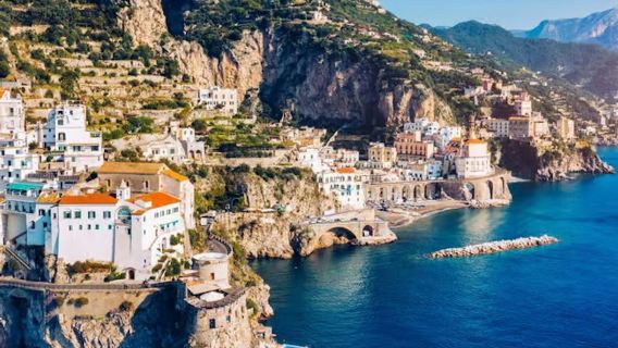 Pompeii, Amalfi Coast & Sorrento: Day Trip from Rome