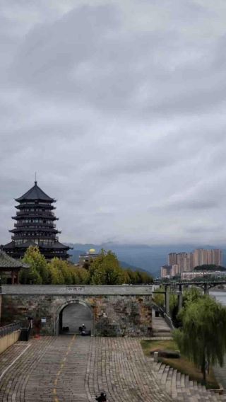 Jingdezhen Day Tour: Taoyangli + Fuliang Ancient County Government Office + China Ceramic Museum (Chinese and English Services Available)