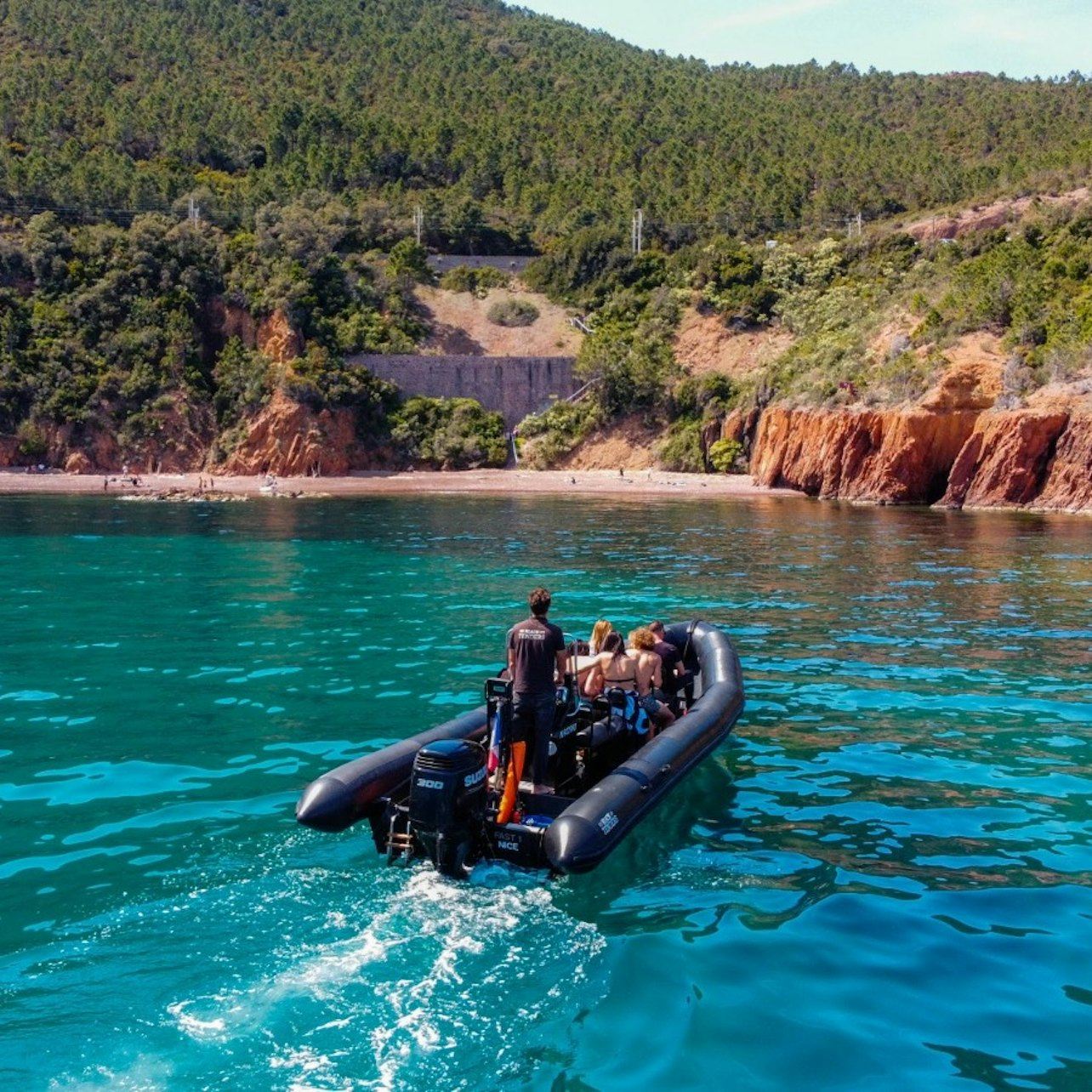 The Calanques of the Esterel: 1.5-Hr Boat Tour from Cannes