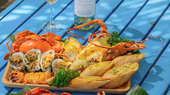 Restaurante de frutos do mar Muối Biển em Da Nang | Experiência gastronômica com lagosta | Vinho branco opcional