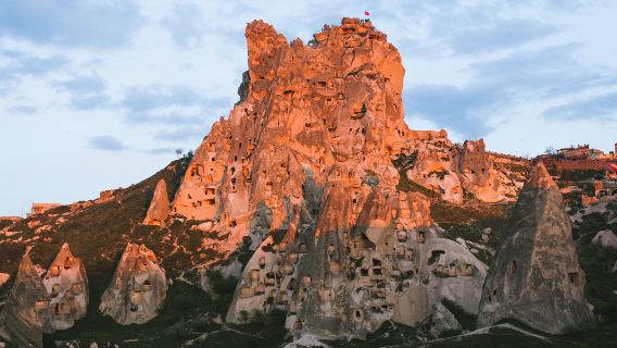 Cappadocia Red Tour: Uchisar Castle, Zelve & Fairy Chimneys