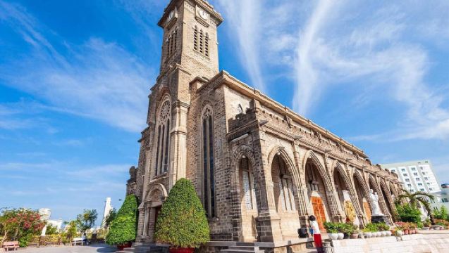 Lawatan Instagram Nha Trang: Lawati Kuil Ponagar, Katedral & Tanjung Hon Chong