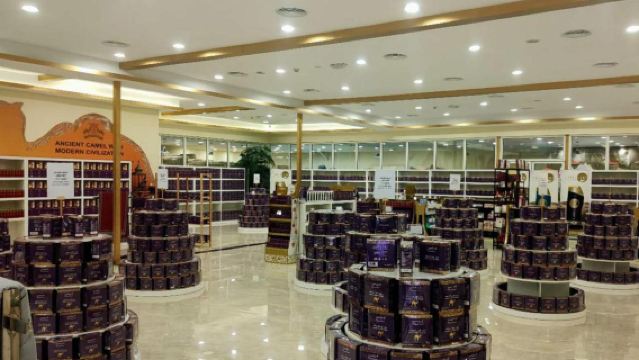 Dubai Attraction Tours: Camel Village Dubai