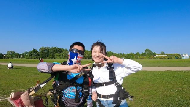 太原旅拍【山西太原赫茲4000米直升機跳傘+USPA職業教練+高清相機跟拍】