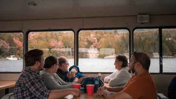 Mont-Tremblant: Guided Scenic Lake Cruise