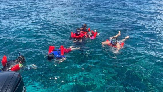 Roatan Pontoon Snorkelen & Strandvakantie Ontdek Roatan