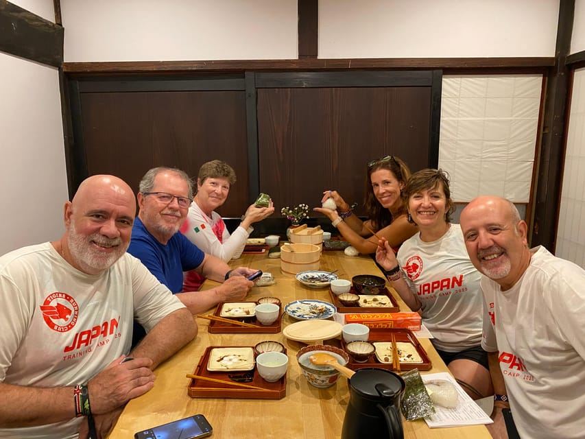 Takayama: preparazione di onigiri e zuppa di miso in un tempio buddista
