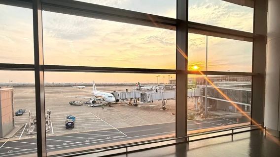 Ankunftskarte für die Einreise nach China am Flughafen Shanghai Hongqiao - Ausländerregistrierung und Zollerklärung