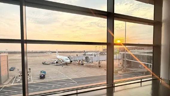 Shanghai Hongqiao Airport China Arrival Card - Foreign Visitors Registration and Entry Declaration Form