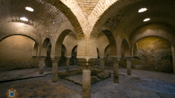Baños Árabes y Palacio de Villardompardo