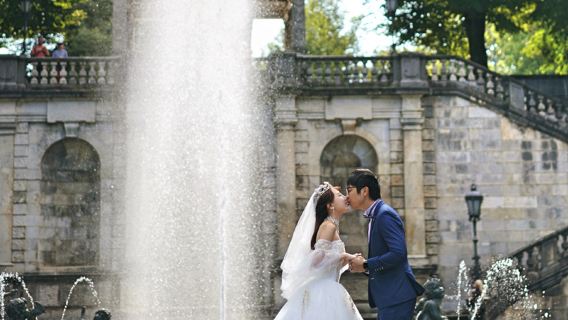 德國慕尼黑Trip Moments【全球德國慕尼黑柏林旅拍攝影師婚紗照套餐情侶旅拍寫真跟拍拍攝】