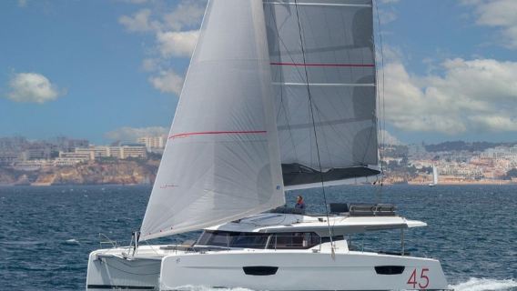 Tour in yacht a Pusan yachtwa