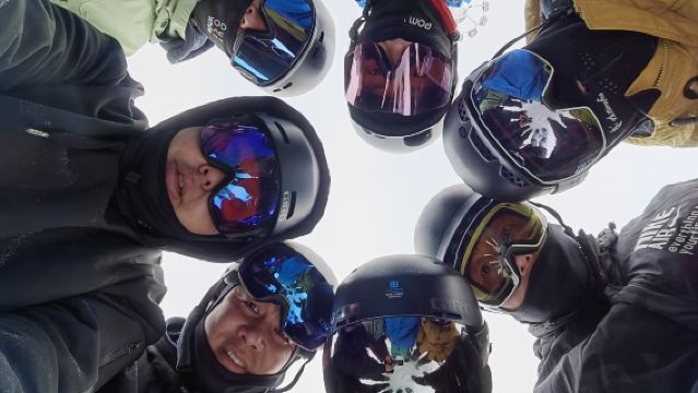 Chongli Ski Carefree Trip - Ski Equipment Delivered to Hotel & Exclusive Coach Booking