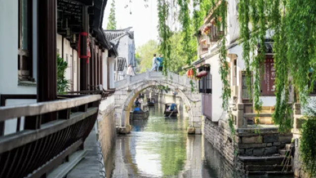 Ab Suzhou: Tagesausflug mit Privattransfer zum Lion Grove Garden, Humble Administrator's Garden, Pingjiang Road und Couple's Retreat Garden