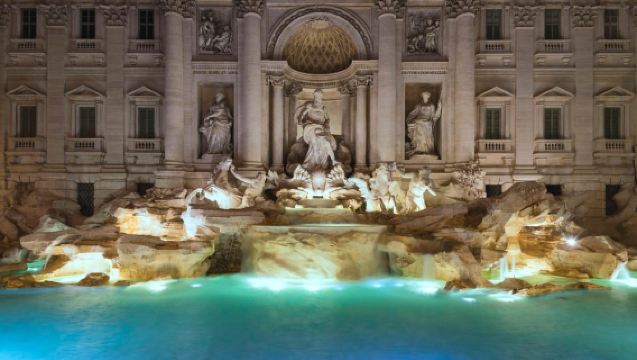 Rome: Trevi Fountain Entry and Guided Introduction