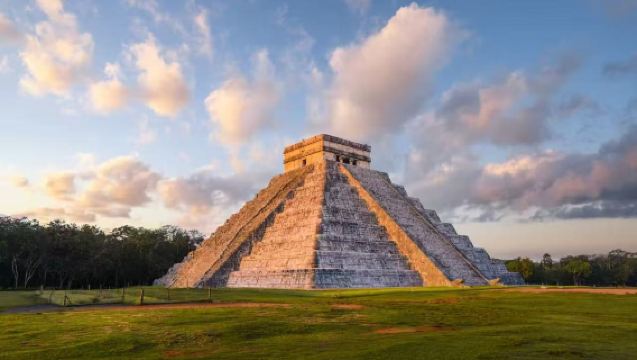 Tour privato con autista a Cancun, Messico: Chichen Itza e Cenote Suytun | Itinerario personalizzabile