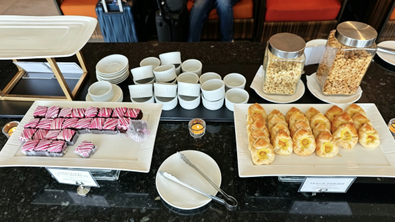 Lounge Bandara Manila Filipina | Tiket Penggunaan Lounge VIP Bandar Udara Internasional Ninoy Aquino Manila (MNL) - Terminal 1/3 - Area Istirahat Transit Malam