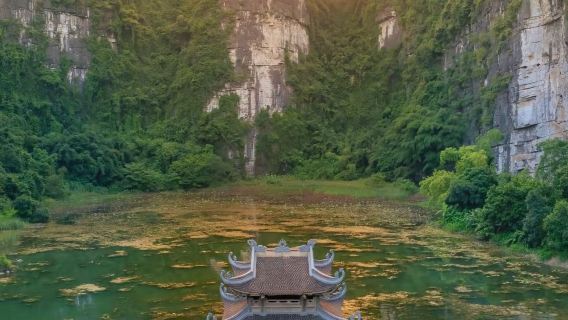 Family-friendly 1-day private charter tour for leisure in Hanoi suburbs, Vietnam