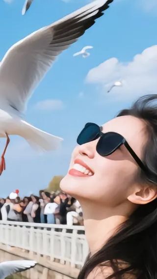 Xishan Longmen + Dianchi Lake + Guandu Ancient Town + Dounan Flower Market + Haiyan Village One-Day Tour | 8-Person Group + Transportation