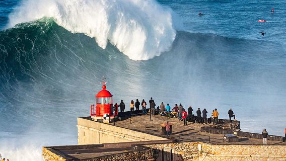Portugal Lisbon Lawatan Sehari Óbidos, Nazaré dan Bandar Mafra | Kumpulan Kecil Berbahasa Cina 2-8 Orang