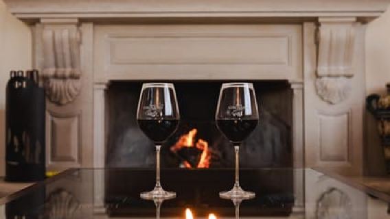 Puglia: Winery Tour and Premium Wine Tasting in Valle d'Itria