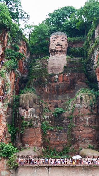 Chengdu Leshan Giant Buddha Day Tour
