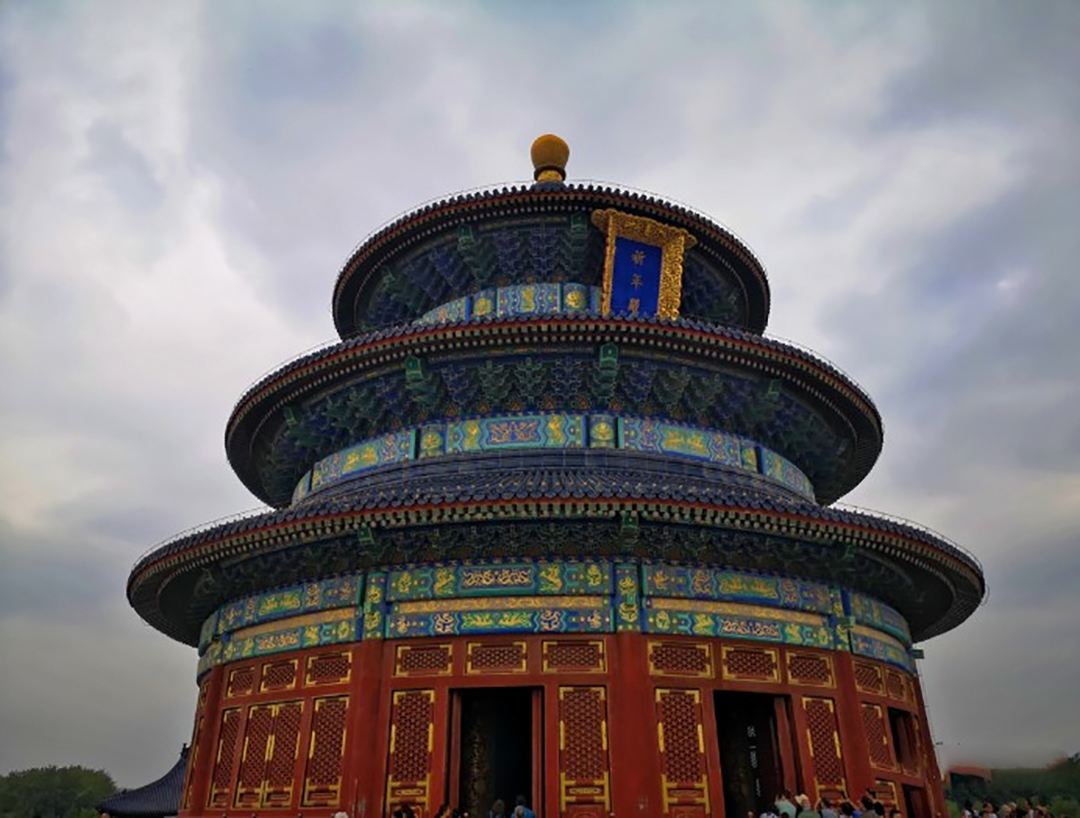 ทัวร์ 1 วัน หอสักการะฟ้าเทียนถานปักกิ่ง + วิหารฉีเหนียนเตี้ยน + กำแพงเสียงสะท้อน + หยวนชิว พร้อมไกด์นำเที่ยวและการบรรยายด้วยไกด์
