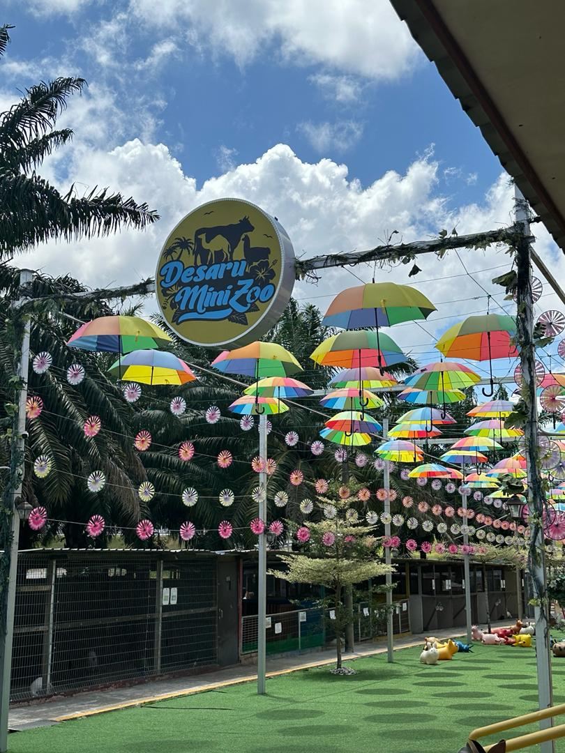 Desaru Fireflies + Fruit Farm + Zoo Day Tour|Admission ticket included [Departing from Desaru]