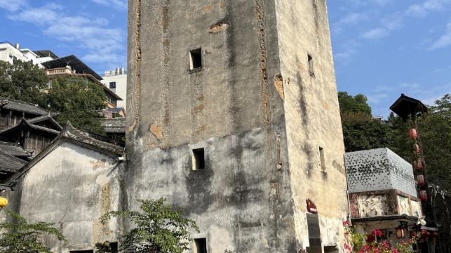 深圳平安大廈+蓮花山公園+甘坑古鎮一日遊-中英文服務不含門票