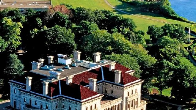 Boston private charter 1-day tour: Rhode Island State House + The Breakers + Marble House + Brown University
