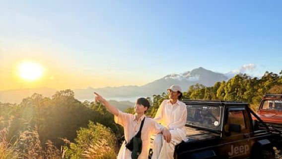 Bali: Mount batur jeep sunrise & natural hot springs