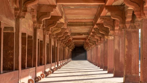 Tour guiado del Distrito de Bundi a Agra con parada en Chand Baori y Fatehpur Sikri