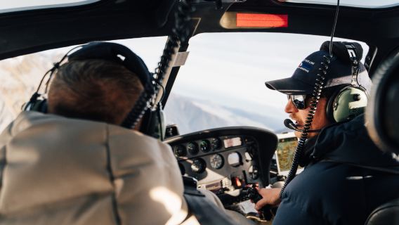 Tur Helikopter Gunung Cook + Pendaratan di Dataran Tinggi/Salju dari Glentanner