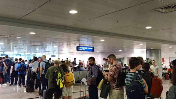 Servizio VIP Fast Track per l'immigrazione all'aeroporto di Tan Son Nhat a Ho Chi Minh (arrivo + partenza)