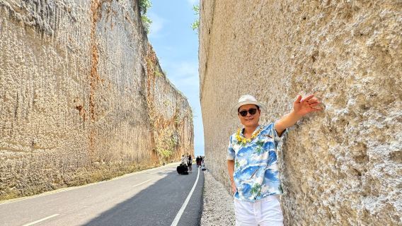 발리 가장 인기 비치 일몰 과 깨착 댄스 투어