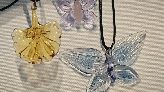 江西景德鎮三寶村非遺手作體驗【雕瓷/拉坯/繪畫/玻璃燒製+多種非遺體驗可選+適合團建/親子/ 研學】